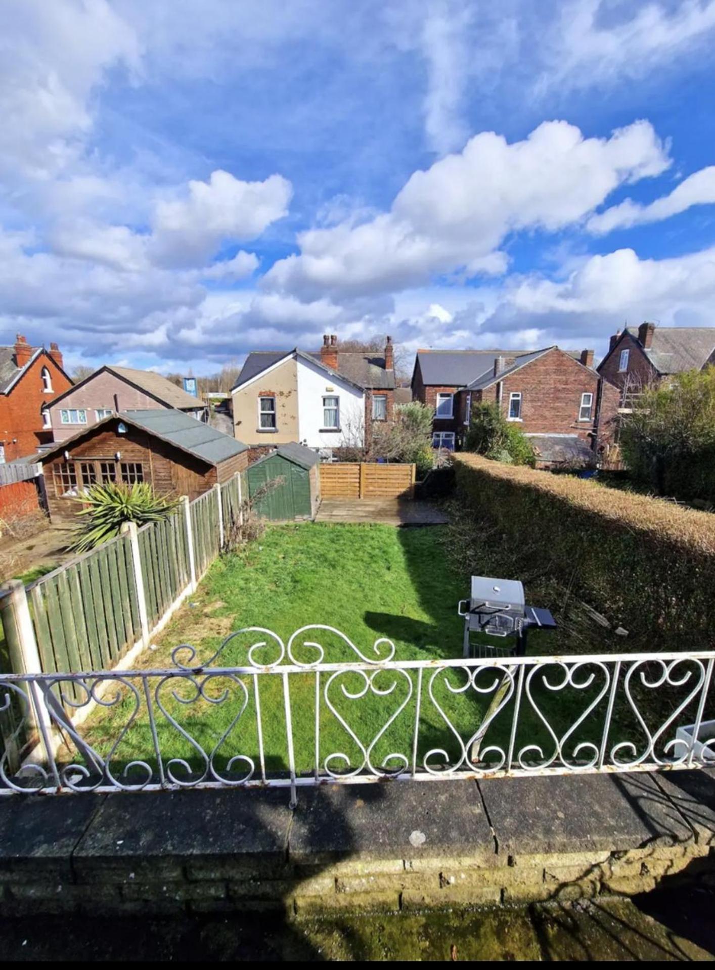 Charming 3 Bedroom House In Sheffield Dış mekan fotoğraf